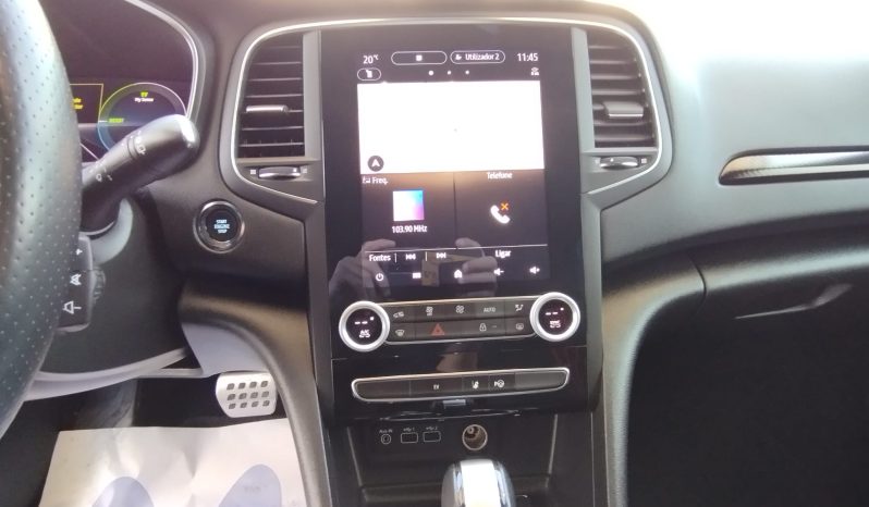 Renault Megane Plug-In R.S. Line completo