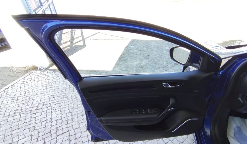 Renault Megane Plug-In R.S. Line completo