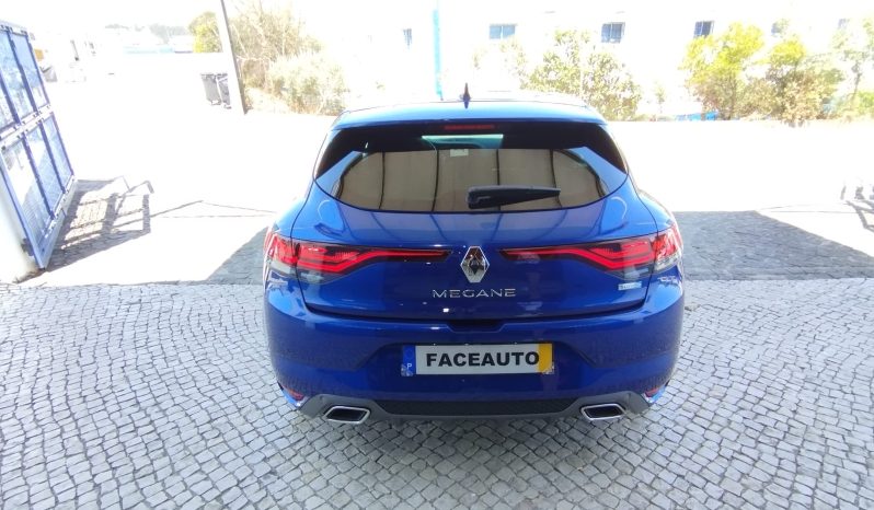 Renault Megane Plug-In R.S. Line completo