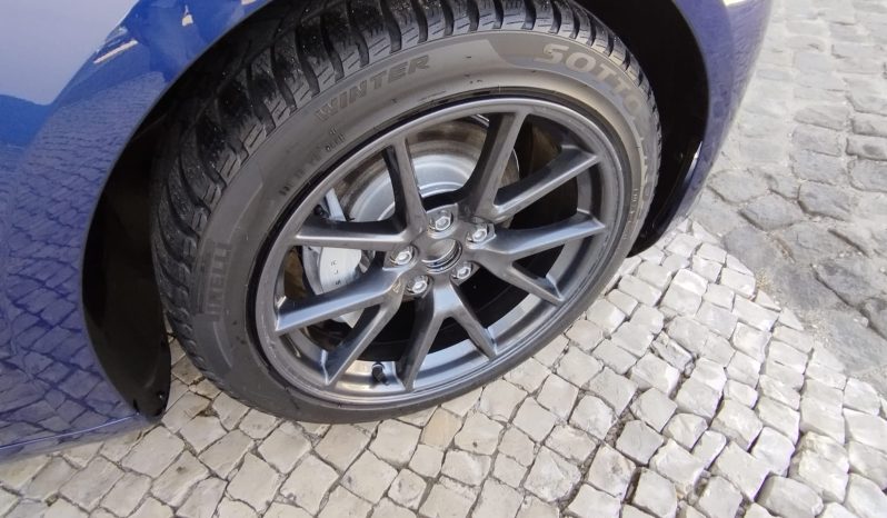 Tesla Model 3 completo