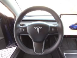 Tesla Model 3 completo