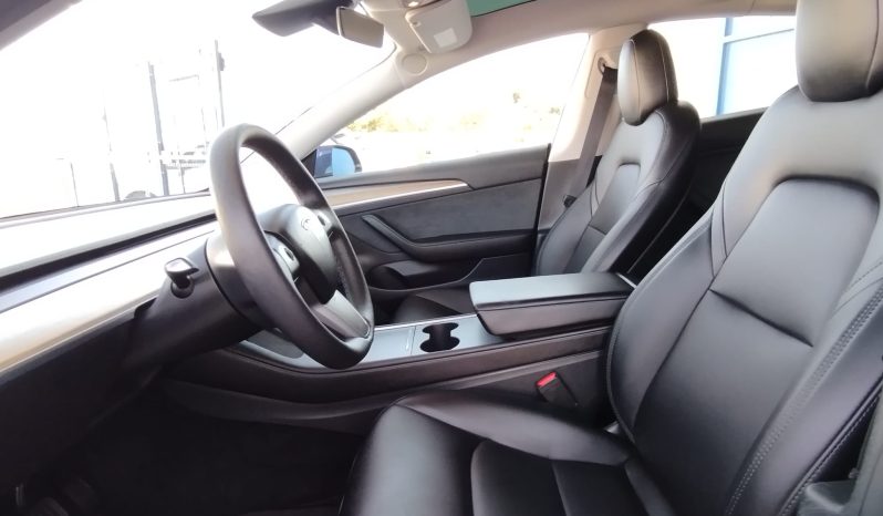 Tesla Model 3 completo