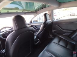 Tesla Model 3 completo