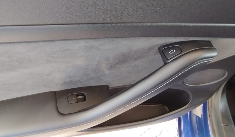Tesla Model 3 completo
