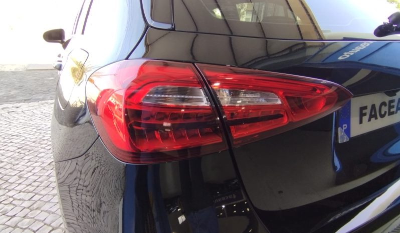Mercedes A180 d completo