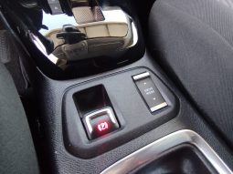 Opel E-Corsa completo