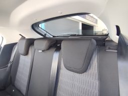 Opel E-Corsa completo