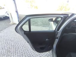 Opel E-Corsa completo