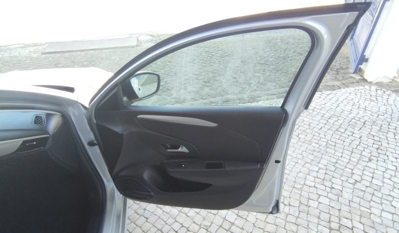 Opel E-Corsa completo