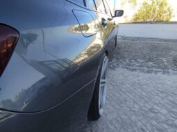 BMW 320d Touring completo