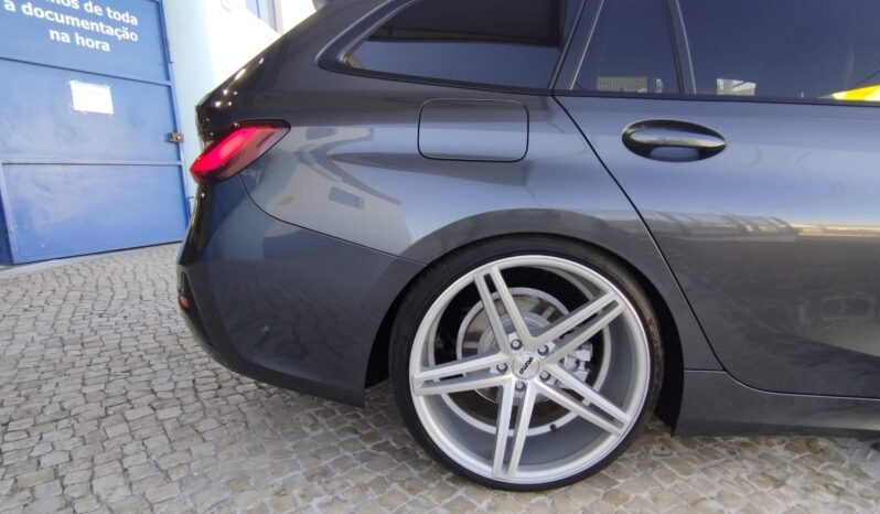 BMW 320d Touring completo