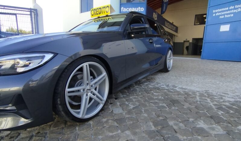 BMW 320d Touring completo
