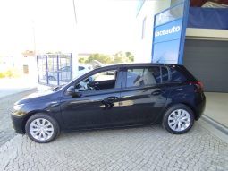 Peugeot 308 completo