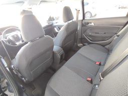 Peugeot 308 completo