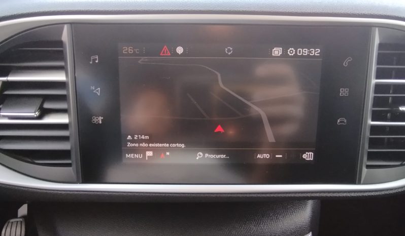 Peugeot 308 completo