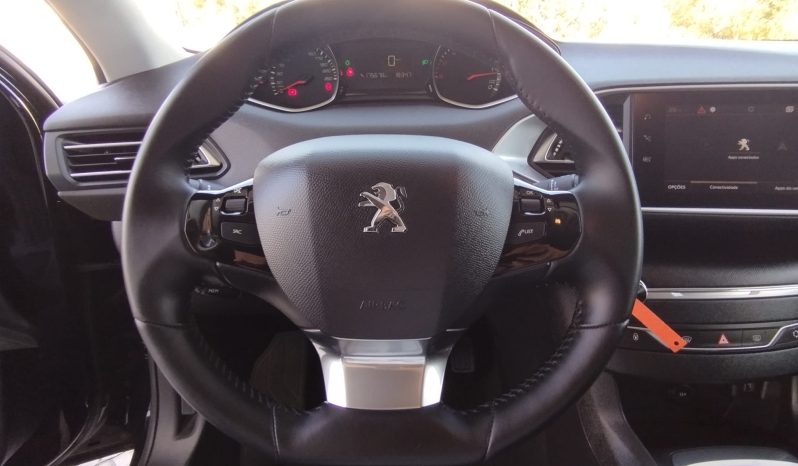 Peugeot 308 completo