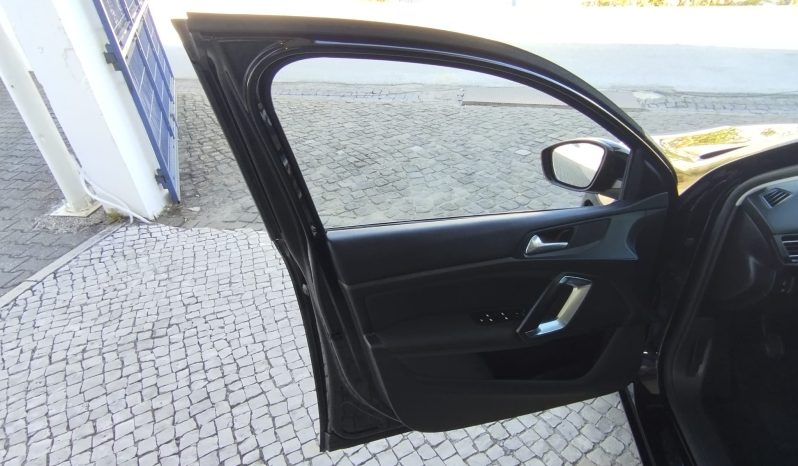 Peugeot 308 completo