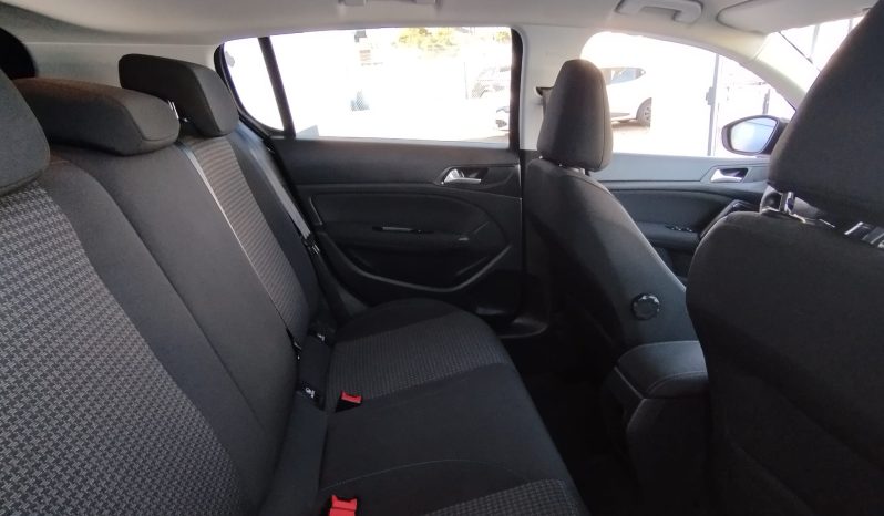 Peugeot 308 completo