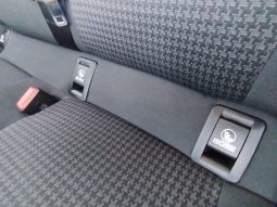 Peugeot 308 completo