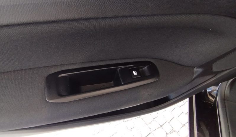 Peugeot 308 completo