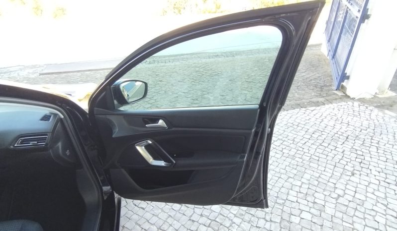 Peugeot 308 completo
