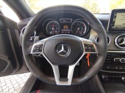 Mercedes Cla 45 AMG completo