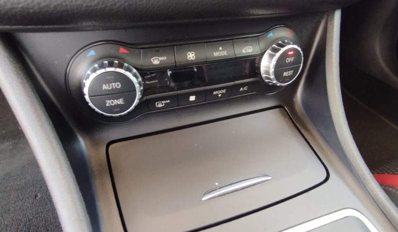 Mercedes Cla 45 AMG completo