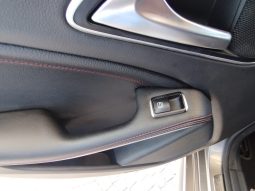 Mercedes Cla 45 AMG completo