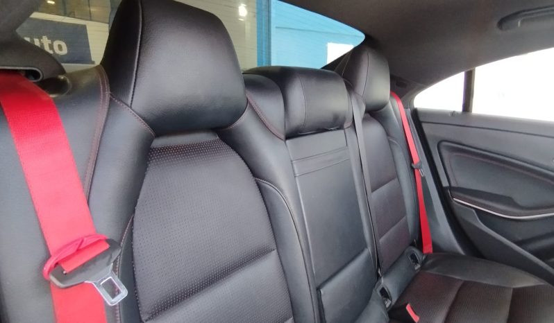 Mercedes Cla 45 AMG completo