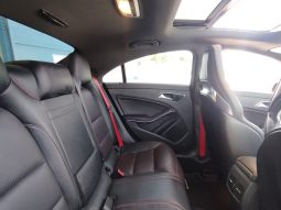 Mercedes Cla 45 AMG completo