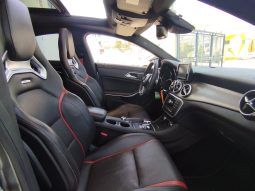 Mercedes Cla 45 AMG completo