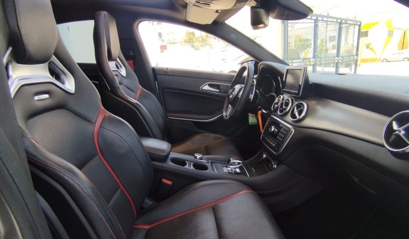 Mercedes Cla 45 AMG completo