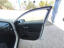 Hyundai KAUAI / Kona completo