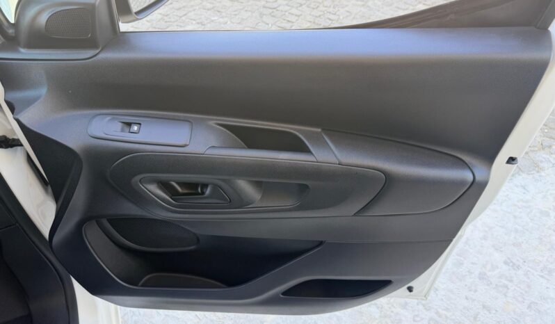 Peugeot Partner completo