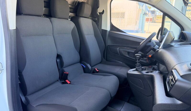 Peugeot Partner completo