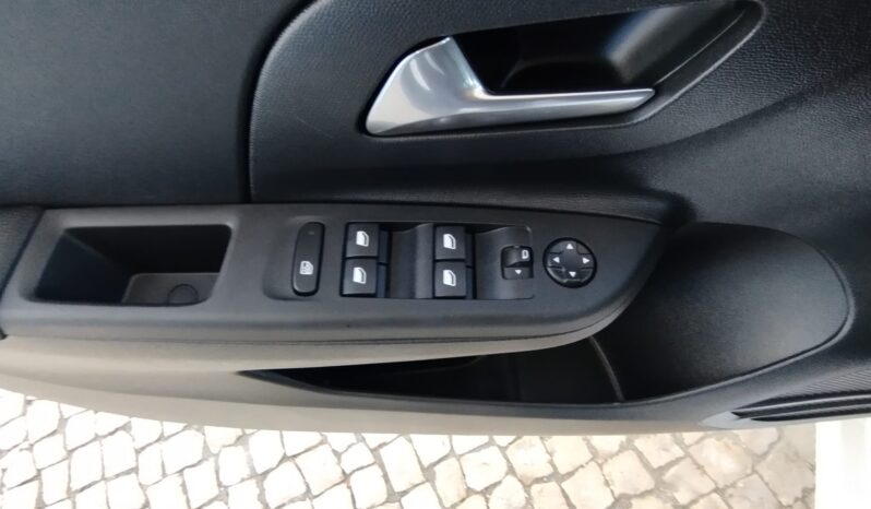 Opel e-Corsa completo
