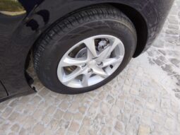 PEUGEOT 208 completo