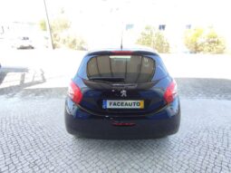 PEUGEOT 208 completo