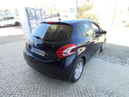 PEUGEOT 208 completo