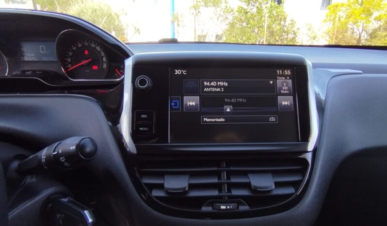 PEUGEOT 208 completo