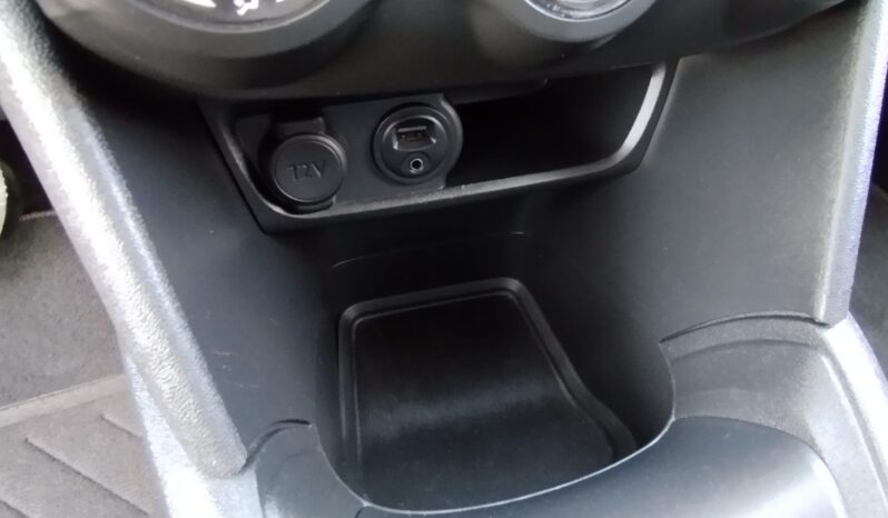 PEUGEOT 208 completo