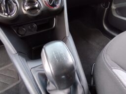 PEUGEOT 208 completo