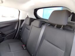 PEUGEOT 208 completo