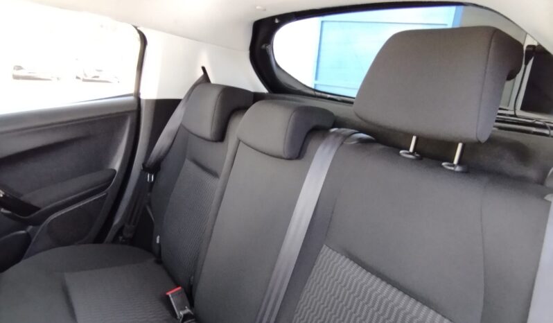 PEUGEOT 208 completo