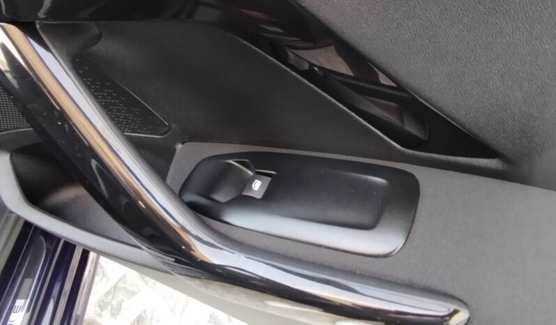 PEUGEOT 208 completo