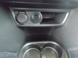 Peugeot 208 completo