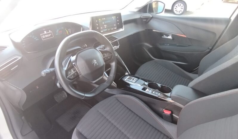 Peugeot e-208 completo