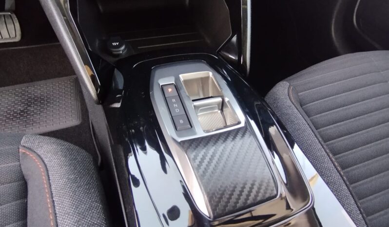 Peugeot e-208 completo