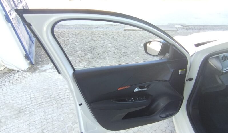 Peugeot e-208 completo