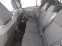 Peugeot e-208 completo